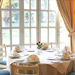Amalia Hotel