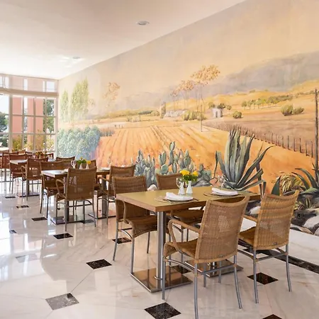 Amalia Hotel